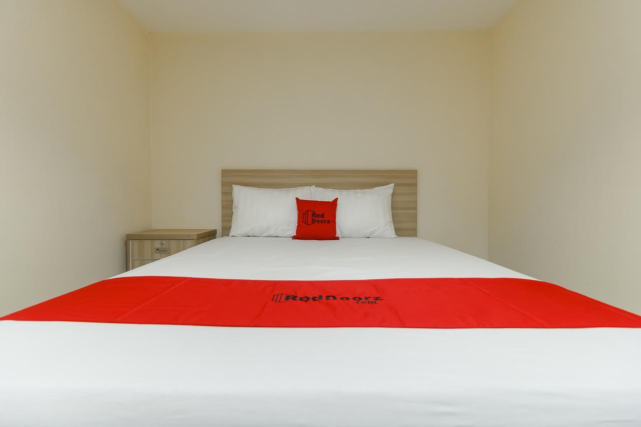 Reddoorz Near Harmoni Gajah Mada Hotel Jakarta Exterior photo
